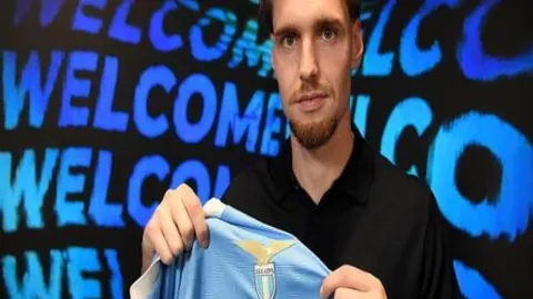 吴艳妮破全国纪录：2025年3月24日南京室内田径世锦赛