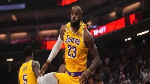 土耳其足协驳斥穆帅种族歧视指控处罚决定